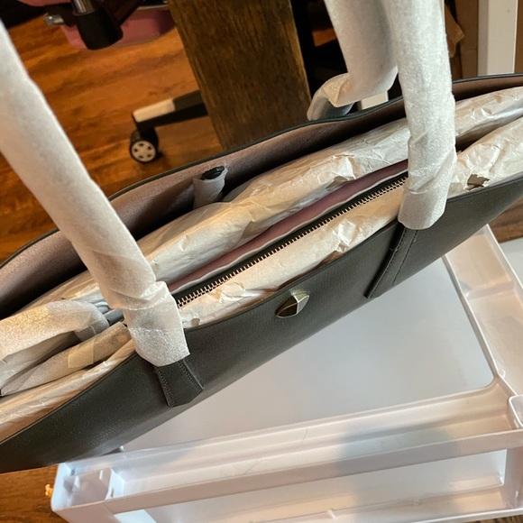 Authentic Kate Spade tote- NWT- hunter green - Picture 3 of 4